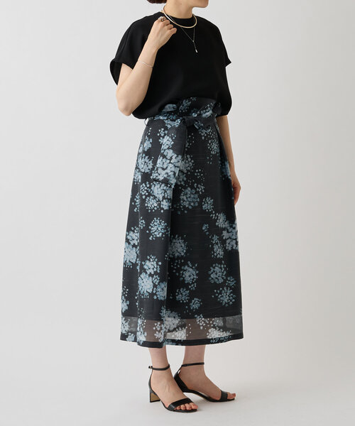 LIVETART(リヴェタート)の「夜道のアジサイ柄スカート(スカート・レディース・ダークグレー・FREE)」の20枚目の写真