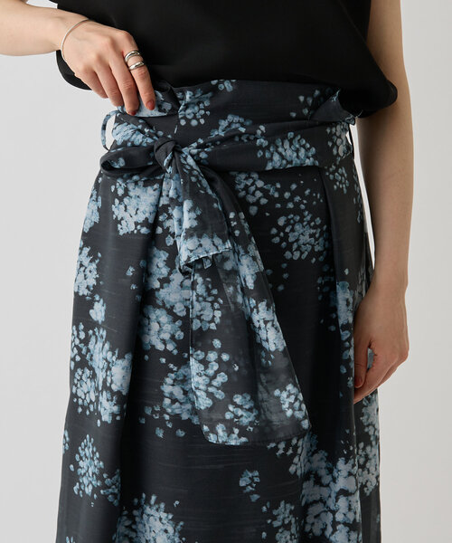 LIVETART(リヴェタート)の「夜道のアジサイ柄スカート(スカート・レディース・ダークグレー・FREE)」の21枚目の写真