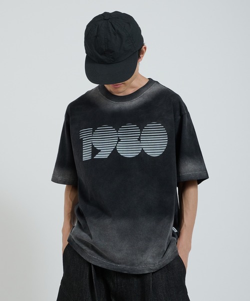 セール】1980グラフィックフェードロゴTシャツ（Tシャツ