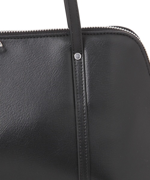 LAKOLE（ラコレ）の「ソフトラージボストンバッグ / 496688（ボストンバッグ・レディース・ブラック/オフホワイト/ライトブラウン・FREE）」の12枚目の写真