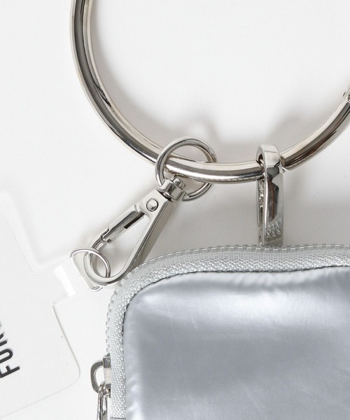 FOREVER 21（フォーエバー トゥエンティーワン）の「【2025SS】ポーチモバイルショルダー（スマホグッズ・レディース・シルバー/アニマル/ブラウン・FREE）」の12枚目の写真