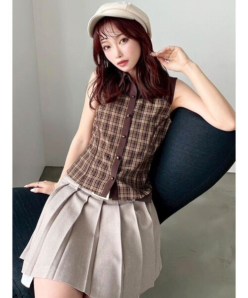 RESEXXY（リゼクシー）の「チェックレイヤードノースリシャツ（シャツ/ブラウス・レディース・ブラック/レッド/ブラウン・FREE）」の6枚目の写真