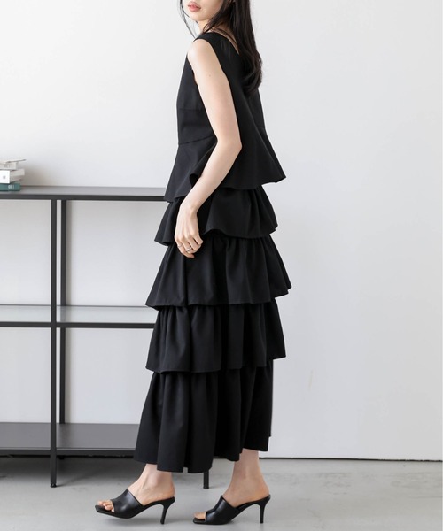 AMELY(エミリー)の「ペプラム×ラッフルスカートセットアップ(セットアップ・レディース・ベージュ/グレー/ブラック/ミント・M/L)」の7枚目の写真