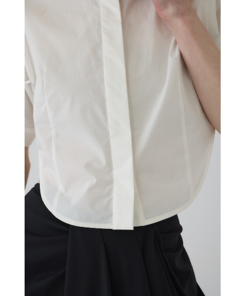 RIM.ARK（リムアーク）の「Round hem short SH ラウンドヘムショートシャツ（シャツ/ブラウス・レディース・ホワイト/ダークブラウン/ネイビー/ベージュ・FREE）」の13枚目の写真