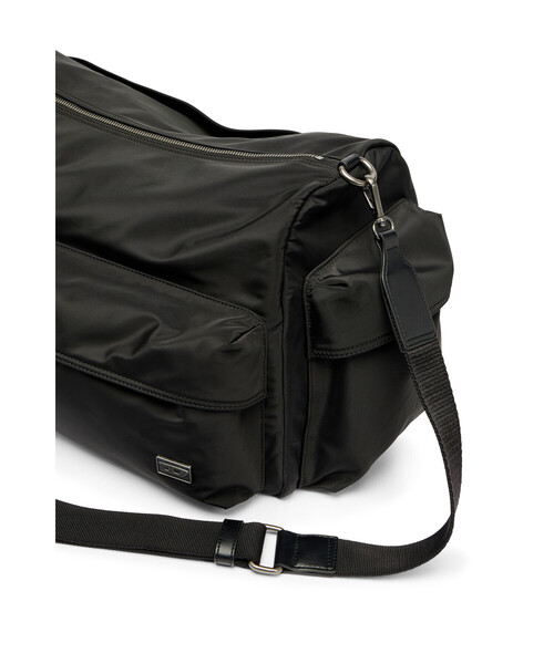 DIESEL(ディーゼル)の「メンズ ダッフルバッグ MULTI-PKTS DUFFLE X TRAVEL(ドラムバッグ・メンズ・カーキ/ブラック・FREE)」の6枚目の写真