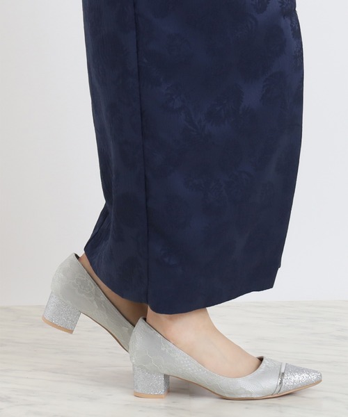 TRUDEA（トルディア）の「レースラメパンプス（パンプス・レディース・ブラック/シルバー/ベージュ・MEDIUM/LARGE/SMALL）」の7枚目の写真