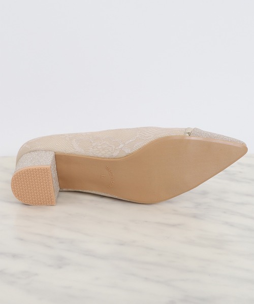 TRUDEA（トルディア）の「レースラメパンプス（パンプス・レディース・ブラック/シルバー/ベージュ・MEDIUM/LARGE/SMALL）」の19枚目の写真