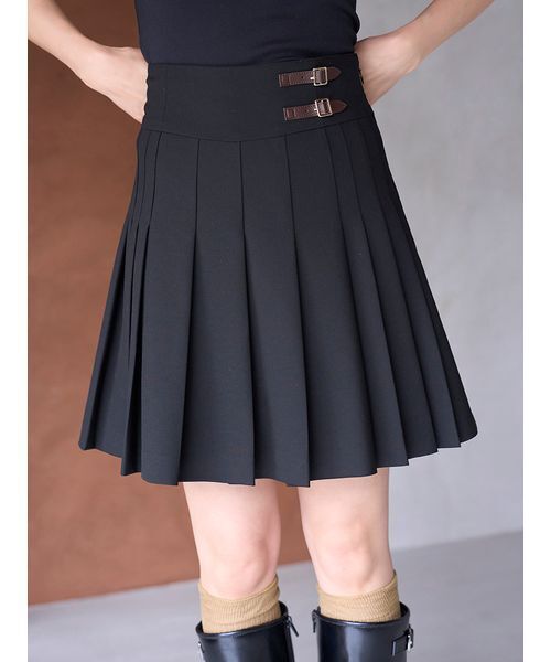 【新品未使用】今季【snidel】プリーツスカショーパン【BLACK】 プリーツスカショーパン（ショートパンツ）｜SNIDEL（スナイデル