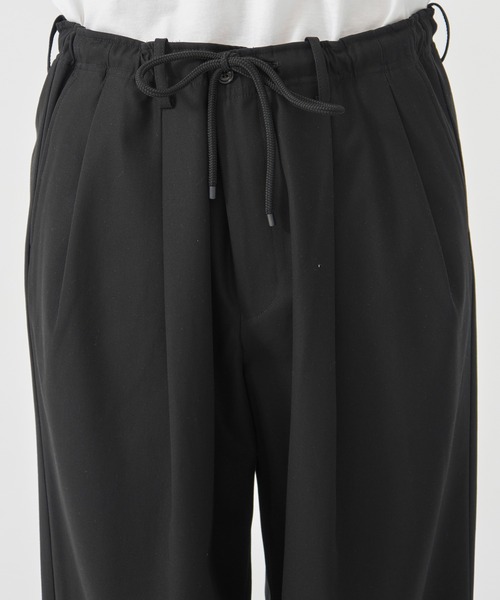 markaware（マーカウェア）の「【MARKAWARE/マーカウェア】DOUBLE PLEATED EASY TROUSERS（スラックス・メンズ・ブラック/ライトグレー/ダークグリーン・1/2/3）」の9枚目の写真