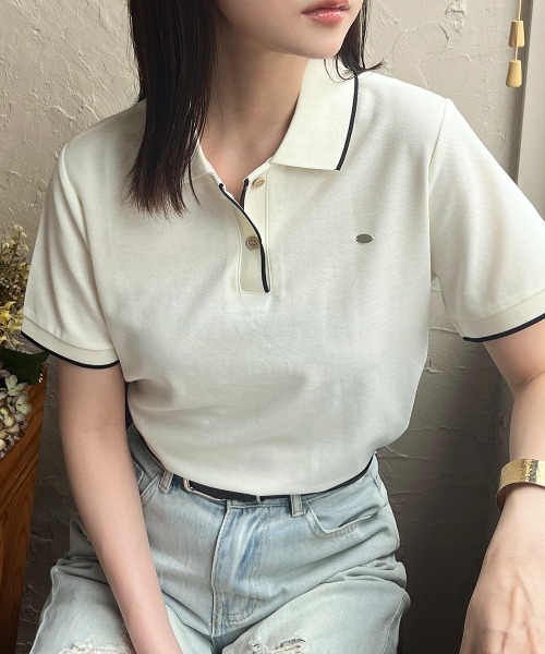 Malbon ポロシャツ＆スカート 上下セット 白×ベージュ✨S〜Lサイズ 美品 セール】ワンポイントプレート 配色ポロ（ポロシャツ）｜Rejoule