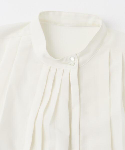 URBAN RESEARCH ROSSO WOMEN（アーバンリサーチ　ロッソ）の「タックデザインブラウス（シャツ/ブラウス・レディース・オフホワイト/ネイビー・FREE）」の7枚目の写真