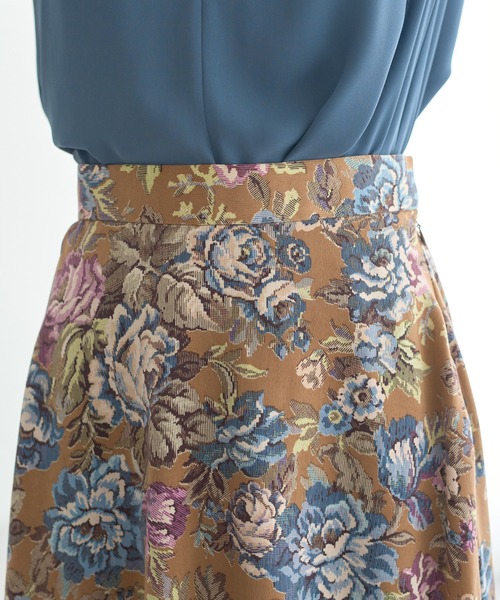 YECCA VECCA（イェッカヴェッカ）の「ゴブラン柄フレアスカート（スカート・レディース・キャメル/ベージュ・M/S）」の17枚目の写真