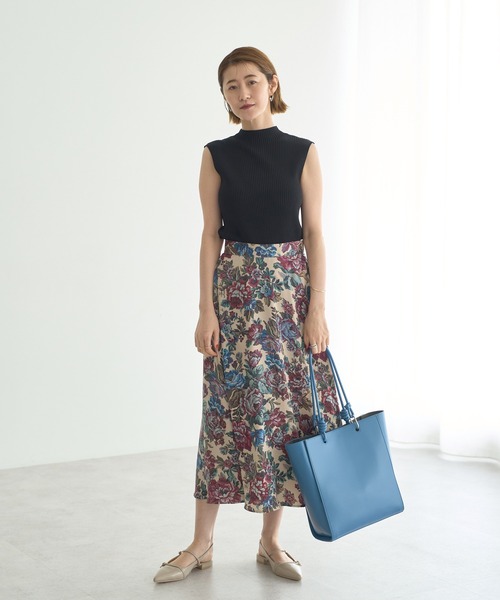 YECCA VECCA（イェッカヴェッカ）の「ゴブラン柄フレアスカート（スカート・レディース・キャメル/ベージュ・M/S）」の7枚目の写真