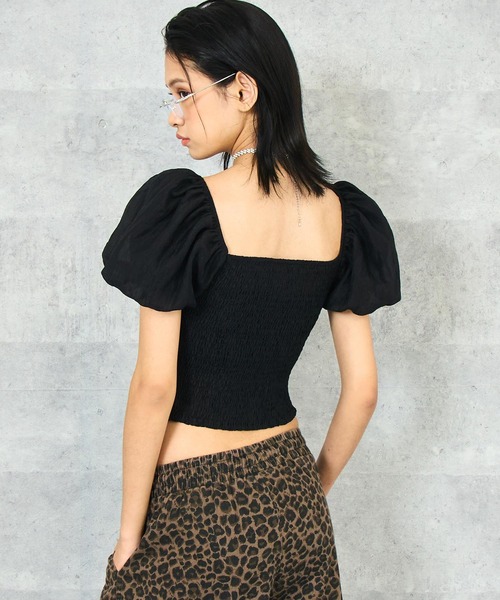 ANAP(アナップ)の「パフスリーブ ギャザー シャーリング トップス(Tシャツ/カットソー・レディース・ブラック/イエロー/オフホワイト・FREE)」の9枚目の写真