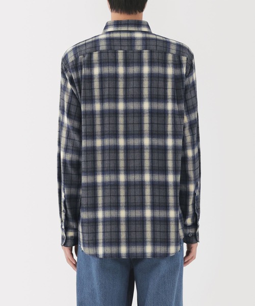 無印良品（ムジルシリョウヒン）の「紳士　両面起毛フランネル長袖シャツ（シャツ/ブラウス・メンズ・ブラウン系/ネイビー系/オフホワイト/ベージュ系/ブラウン/ブルー系/ネイビー・XL/L/M/S）」の21枚目の写真