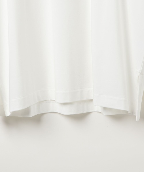 BAYFLOW（ベイフロー）の「[柔らかな肌ざわり]スムースタッチプリント長袖Tシャツ / ロンT（Tシャツ/カットソー・レディース・オフホワイト/グレー/ブラック/ブラウン/チャコール/ホワイト・SMALL/MEDIUM）」の18枚目の写真