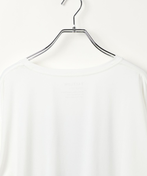 BAYFLOW（ベイフロー）の「[柔らかな肌ざわり]スムースタッチプリント長袖Tシャツ / ロンT（Tシャツ/カットソー・レディース・オフホワイト/グレー/ブラック/ブラウン/チャコール/ホワイト・SMALL/MEDIUM）」の19枚目の写真