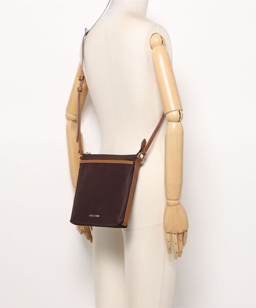セール】エミリーナイロンクロスボディ womens（ショルダー
