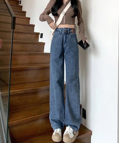 by LEGNA（バイレグナ）の「ハイウエストワイドストレートデニム（デニムパンツ・レディース・ブルー/サックスブルー/ブラック・LARGE/MEDIUM/SMALL）」の19枚目の写真