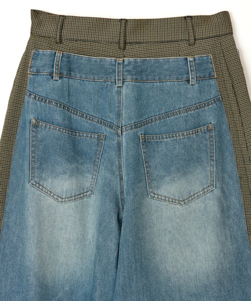 AULA AILA(アウラアイラ)の「ドッキングデニムワイドパンツ(デニムパンツ・レディース・ブラック/グレー/ブルー・0/1)」の4枚目の写真