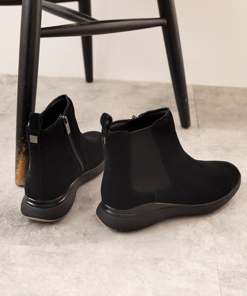 ROCKPORT（ロックポート）の「【WOMEN】SAIGE／セージ サイドゴアブーツ（ブーツ・レディース・ブラック・22.0cm/23.0cm/24.0cm/24.5cm/25.0cm/22.5cm/23.5cm）」の10枚目の写真