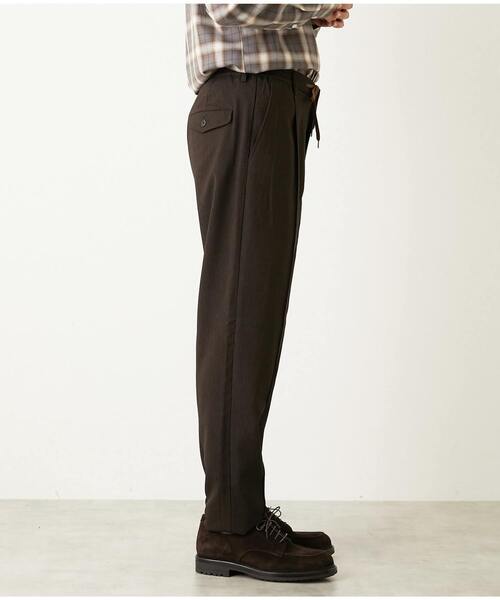 MEN'S MELROSE(メンズメルローズ)の「ラナテックヘリンボーン | クリースステッチテーパードパンツ(その他パンツ・メンズ・チャコールグレー/ブラウン/ネイビー・4/3/2/5)」の7枚目の写真