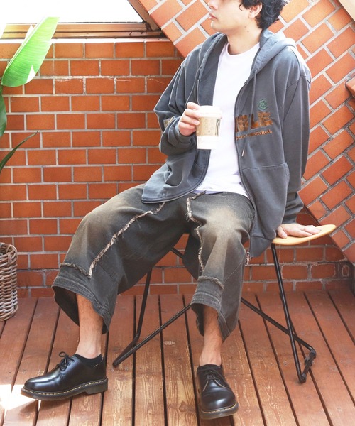 8(eight)(エイト)の「ヴィンテージ加工ロゴ刺繍ZIPパーカー(パーカー・メンズ・チャコールグレー/カーキ/ピンク・MEDIUM/LARGE)」の6枚目の写真