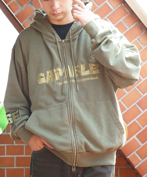 8(eight)(エイト)の「ヴィンテージ加工ロゴ刺繍ZIPパーカー(パーカー・メンズ・チャコールグレー/カーキ/ピンク・MEDIUM/LARGE)」の8枚目の写真