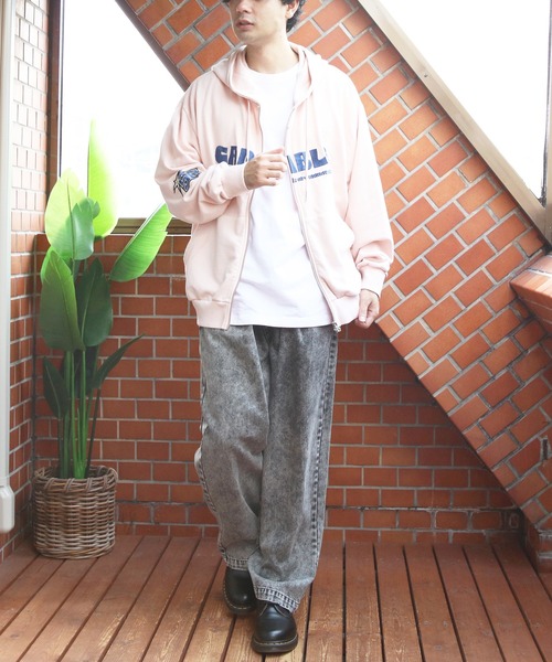 8(eight)(エイト)の「ヴィンテージ加工ロゴ刺繍ZIPパーカー(パーカー・メンズ・チャコールグレー/カーキ/ピンク・MEDIUM/LARGE)」の22枚目の写真