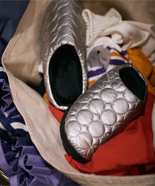 SUBU（スブ）の「【SUBU】Circle collection（スリッポン・レディース・ブラック/カーキ/シルバー/ベージュ・0/1/2/3）」の10枚目の写真