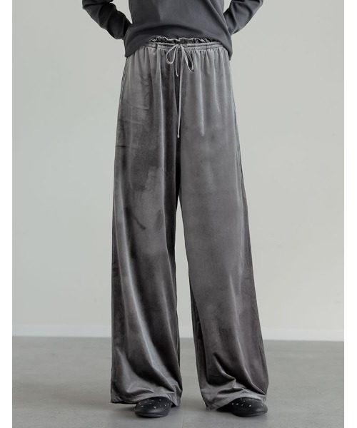 Re:EDIT（リエディ）の「[2025AW COLLECTION][低身長/高身長サイズ有]カットベロアドロストリラクシーパンツ（その他パンツ・レディース・ブラック/グレー/モカ/ネイビー・SHORT/MEDIUM/TALL/LARGE）」の2枚目の写真