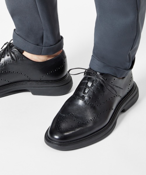 COLE HAAN(コールハーン)の「オリジナルグランド シティースペクター ウィングチップ オックスフォード mens(ドレスシューズ・メンズ・ブラック・7/7.5/8/8.5/9/9.5/10/10.5/11)」の1枚目の写真