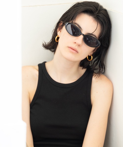 NUEF (ヌエフ)の「オーバルサングラス|カラーレンズ|トレンド|紫外線対策|UVカット|サングラス|NUEF|COLOR SUNGLASSES(サングラス・レディース・ブラック/ブラック×グレー/ブラウン・FREE)」の7枚目の写真