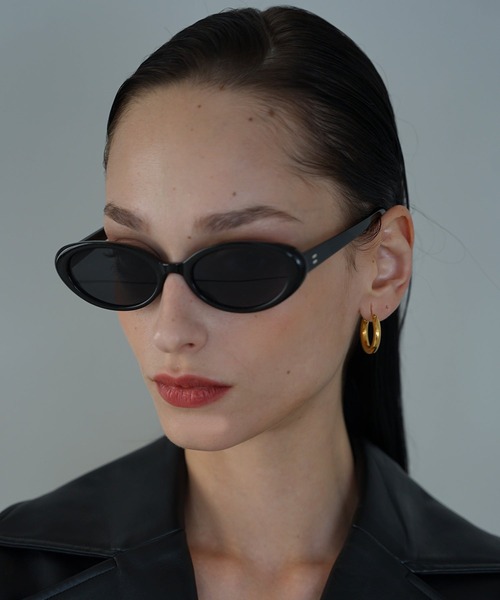NUEF (ヌエフ)の「オーバルサングラス|カラーレンズ|トレンド|紫外線対策|UVカット|サングラス|NUEF|COLOR SUNGLASSES(サングラス・レディース・ブラック/ブラック×グレー/ブラウン・FREE)」の12枚目の写真