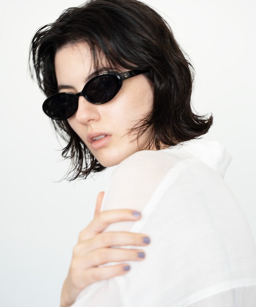 NUEF (ヌエフ)の「オーバルサングラス|カラーレンズ|トレンド|紫外線対策|UVカット|サングラス|NUEF|COLOR SUNGLASSES(サングラス・レディース・ブラック/ブラック×グレー/ブラウン・FREE)」の17枚目の写真