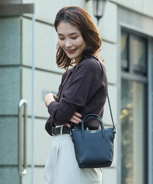 LACOSTE（ラコステ）の「『L.12.12』CONCEPT 2WAYミニトート（トートバッグ・レディース・サンドベージュ/ダークネイビー/ブラック・FREE）」の5枚目の写真
