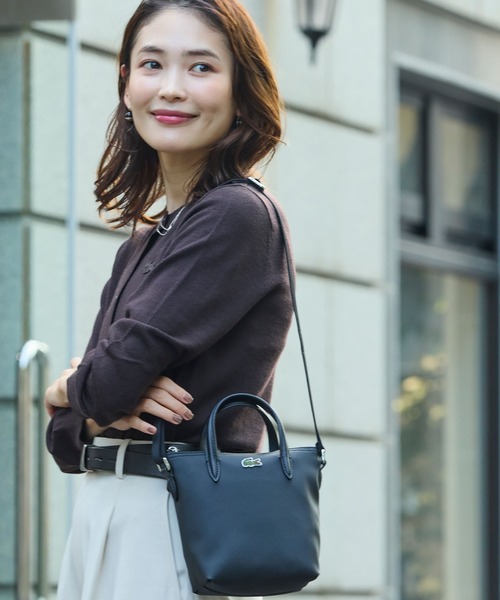 LACOSTE（ラコステ）の「『L.12.12』CONCEPT 2WAYミニトート（トートバッグ・レディース・サンドベージュ/ダークネイビー/ブラック・FREE）」の8枚目の写真