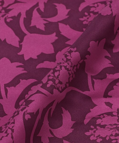 MACKINTOSH LONDON（マッキントッシュ ロンドン）の「【婦人画報11月号掲載】【Diamond Shape Scarf/ダイヤモンドシェイプスカーフ】バイブリーダイヤモンドシェイプスカーフ（マフラー・レディース・グリーン/パープル系その他4/オレンジ・FREE）」の7枚目の写真