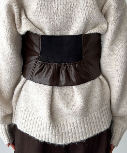 CANAL JEAN（キャナルジーン）の「diggity　合皮ビスチェ（ベスト・レディース・ブラウン・ONE SIZE）」の4枚目の写真