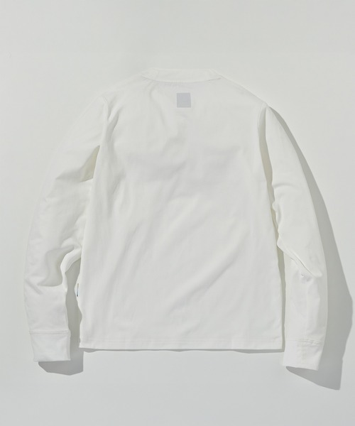 phenix outdoor(フェニックスアウトドア)の「phenix outdoor(フェニックスアウトドア)フロントロゴ ベーシック ロングスリーブTシャツ(Tシャツ/カットソー・レディース・オフホワイト/ライラック/ブラウン・S/M/L/XL)」の4枚目の写真