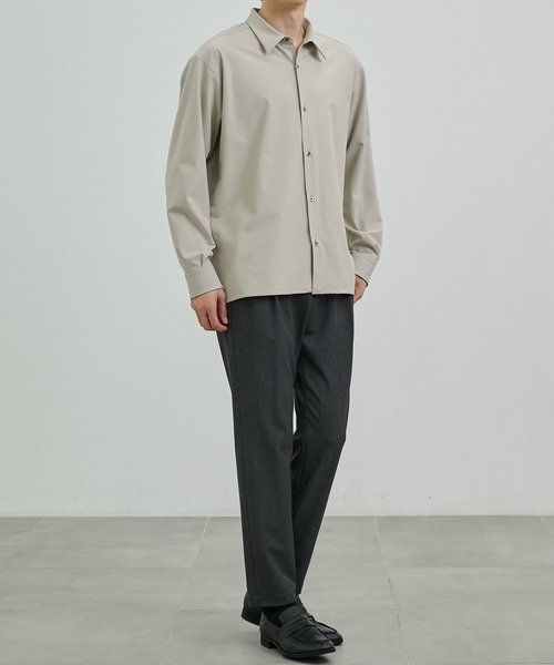 UNITED TOKYO（ユナイテッドトウキョウ）の「アウトラストロングスリーブシャツ　温度調整素材｜ストレッチ｜イージーケア｜冬服｜インナー（シャツ/ブラウス・メンズ・ライトグレー/サックスブルー/チェック/ダークグレー/マルチ/ライトブラウン/グリーン・1/2/3）」の12枚目の写真