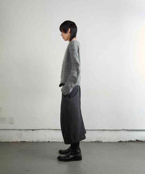 NVRFRGT（ネヴァーフォーゲット）の「BRUSHED MOHAIR V-NECK SWEATER