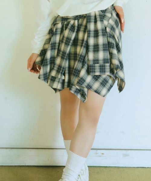 LOVETOXIC(ラブトキシック)の「【LTXC】腰巻き風チェックキュロット(その他パンツ・キッズ・レッド/ネイビー/ブラック・130cm/M:150cm/L:160cm/S:140cm)」の16枚目の写真