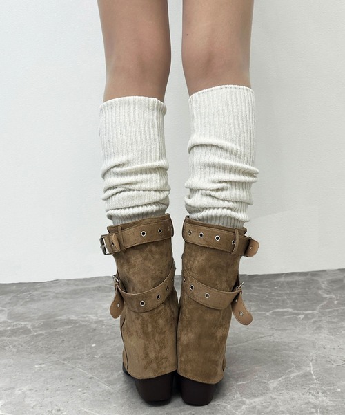 FOLLOWIN（フォロウィン）の「３color /ダブルバックルルーズスエードブーツ（ブーツ・レディース・ブラウン/ベージュ/ブラック・SMALL/MEDIUM/LARGE）」の20枚目の写真