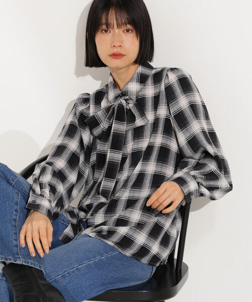 N.（N. Natural Beauty Basic）（エヌエヌナチュラルビューティーベーシック）の「チェックボウタイブラウス（シャツ/ブラウス・レディース・ブラック/ブラウン・MEDIUM）」の9枚目の写真
