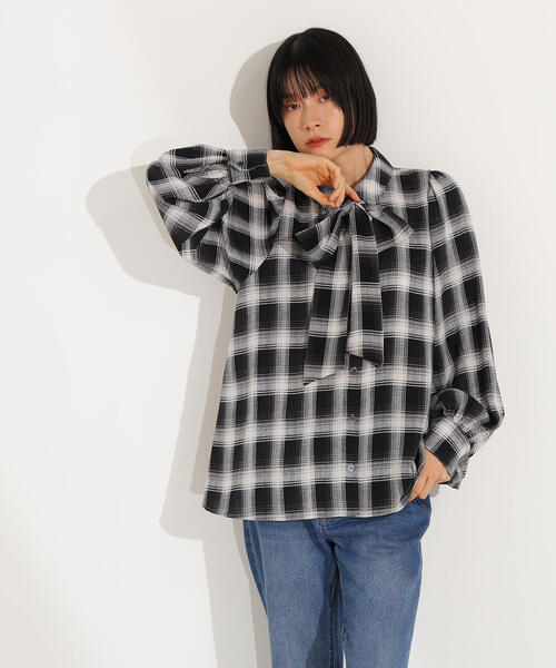 N.（N. Natural Beauty Basic）（エヌエヌナチュラルビューティーベーシック）の「チェックボウタイブラウス（シャツ/ブラウス・レディース・ブラック/ブラウン・MEDIUM）」の12枚目の写真