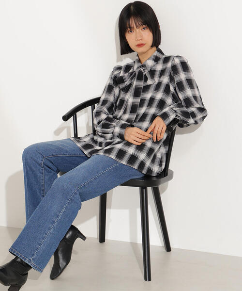 N.（N. Natural Beauty Basic）（エヌエヌナチュラルビューティーベーシック）の「チェックボウタイブラウス（シャツ/ブラウス・レディース・ブラック/ブラウン・MEDIUM）」の13枚目の写真