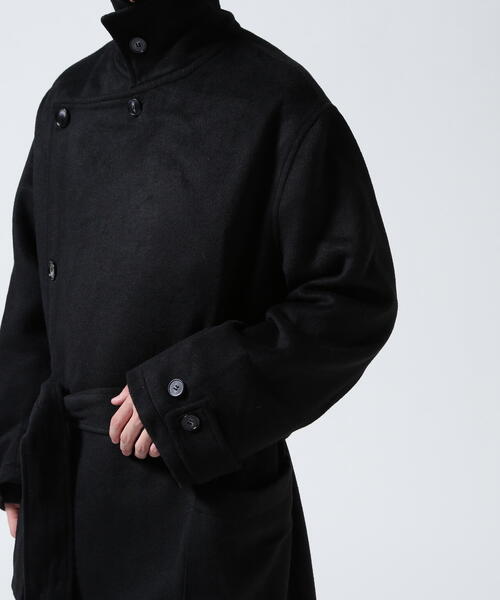 GEN_DAI（ゲンダイ）の「GEN_DAI/ゲンダイ/WOOL WRAP COAT（トレンチコート・メンズ・ブラック・0/1）」の2枚目の写真