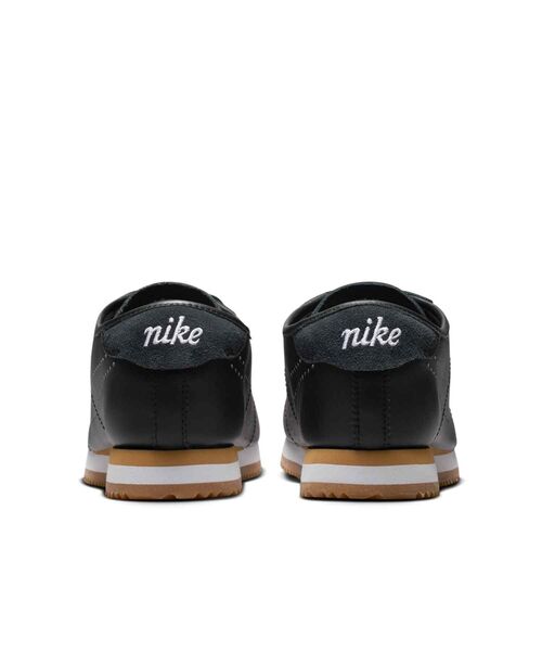 NIKE(ナイキ)の「ナイキ コルテッツ レザー ウィメンズシューズ / Nike Cortez Leather Women's Shoes HQ1841-002 Black(スニーカー・レディース・ブラック・23.5/23/22.5/26/25.5/22/25/24.5/24)」の6枚目の写真