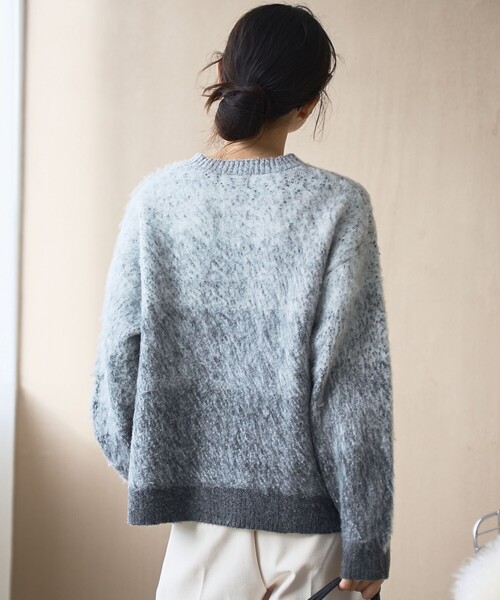 PENNEYS(ぺニーズ)の「【PENNEYS(ぺニーズ)別注】 グラデ起毛シャギーニット(ニット/セーター・レディース・オレンジ/グレー/ライトブルー・FREE)」の13枚目の写真